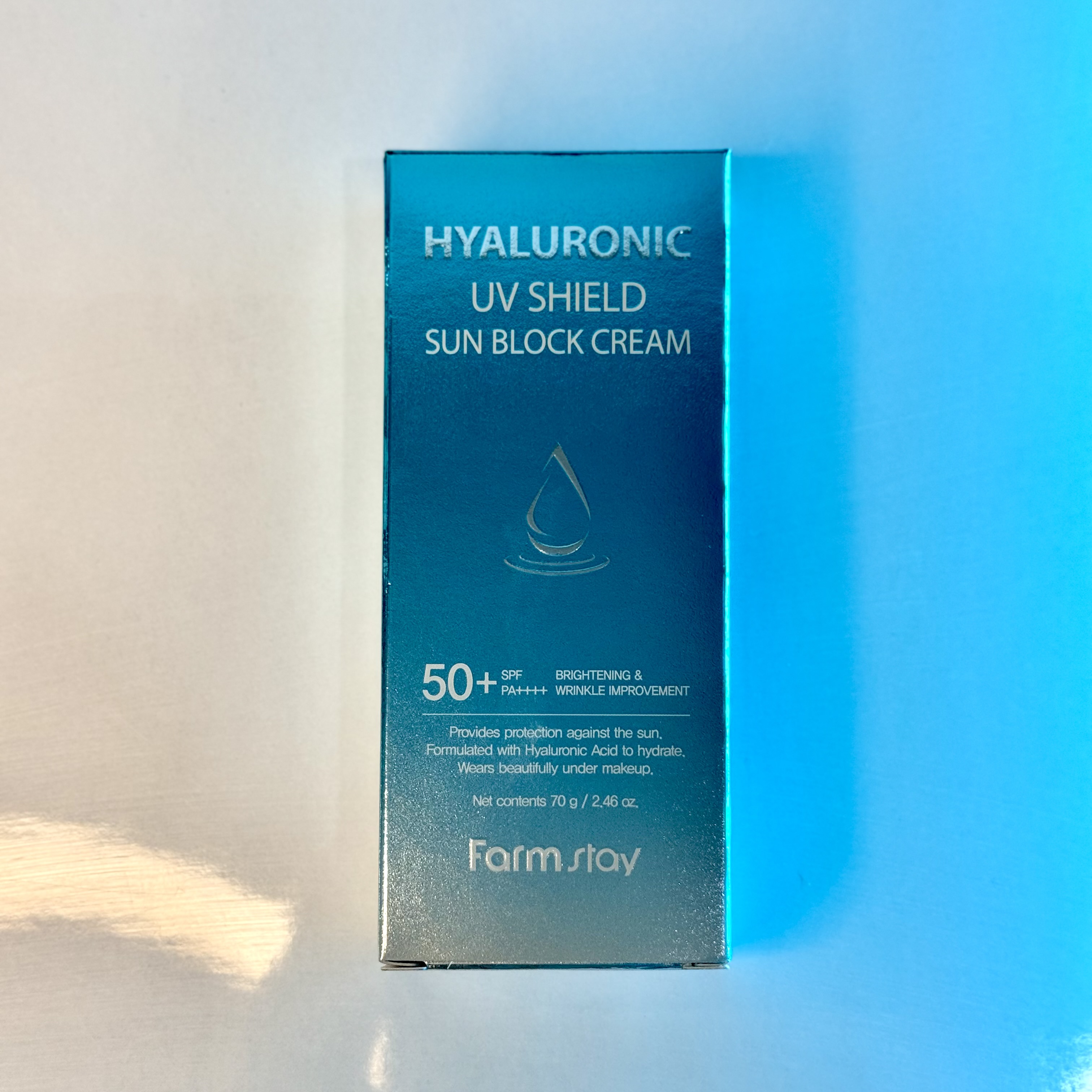 کرم ضد آفتاب هیالورونیک اسید فارم استی SPF50+ PA+++ | آبرسان و ضد چروک | محافظت کامل از پوست